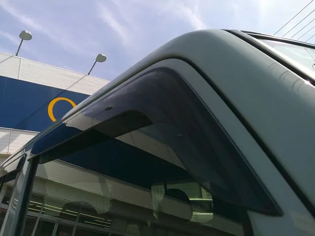 ダイハツ　タフト