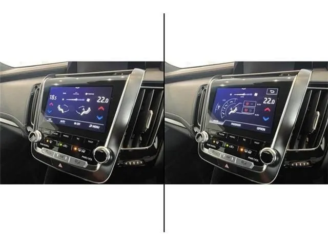 クラウン セダン ハイブリッド(トヨタ)の車両写真