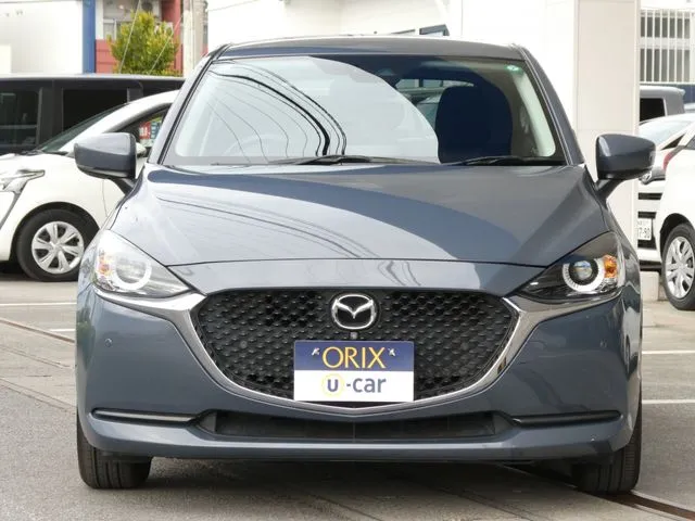 ＭＡＺＤＡ２（マツダ）の車両写真