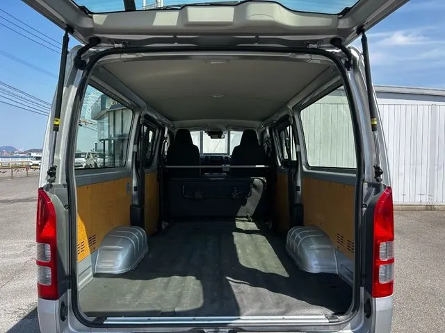 トヨタ　ハイエースバン　１．１５ｔ　２ＷＤ