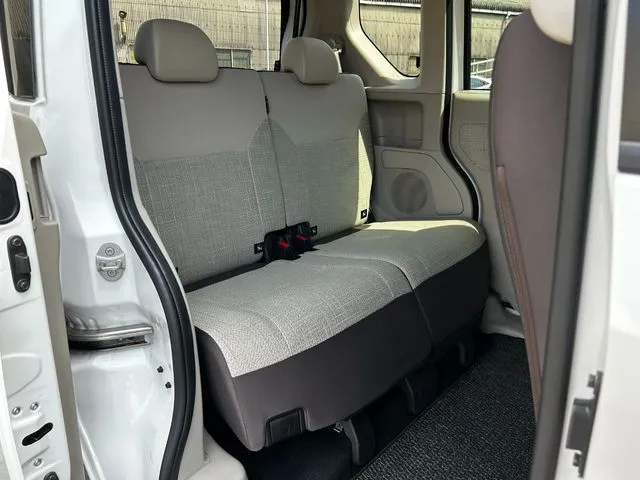 ニッサン ルークス