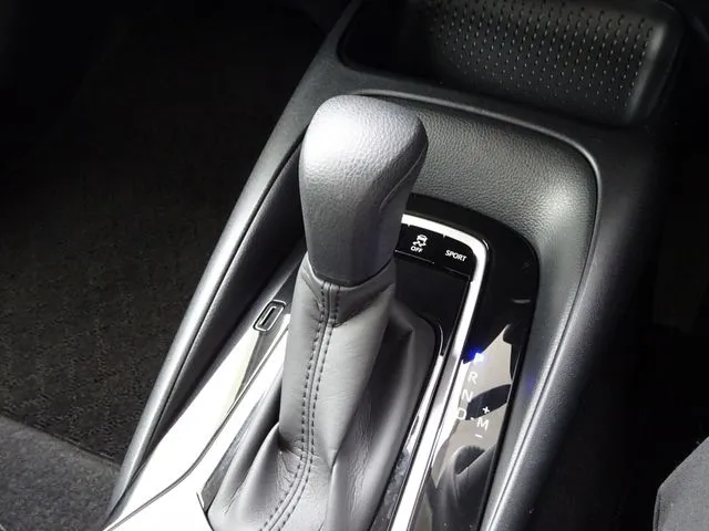 カローラ　ツーリング（トヨタ）の車両写真
