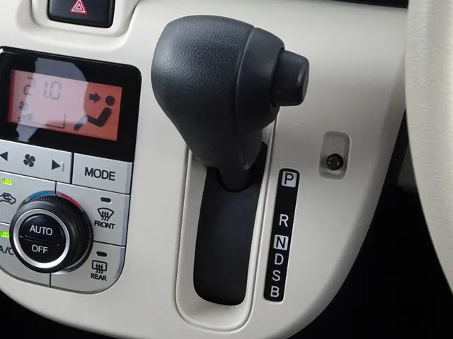 ダイハツ ムーヴ キャンバス