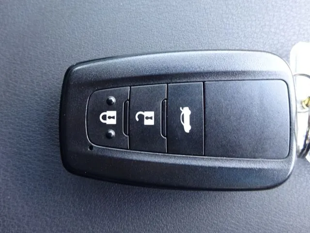 クラウン　セダン（トヨタ）の車両写真