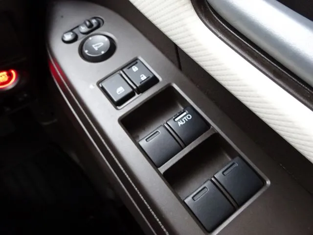 Ｎ　ＢＯＸ（ホンダ）の車両写真