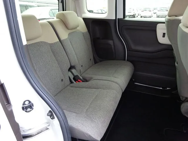 Ｎ　ＢＯＸ（ホンダ）の車両写真