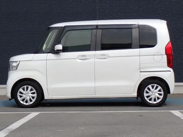 Ｎ　ＢＯＸ（ホンダ）の車両写真