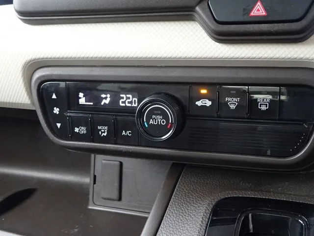 Ｎ　ＢＯＸ（ホンダ）の車両写真