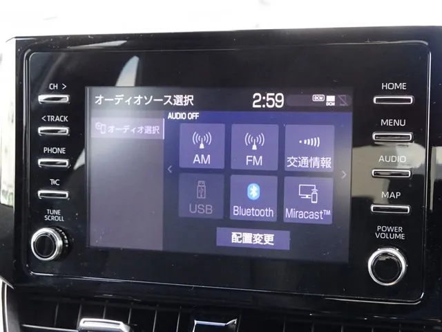 カローラ　ツーリング　ハイブリッド（トヨタ）の車両写真