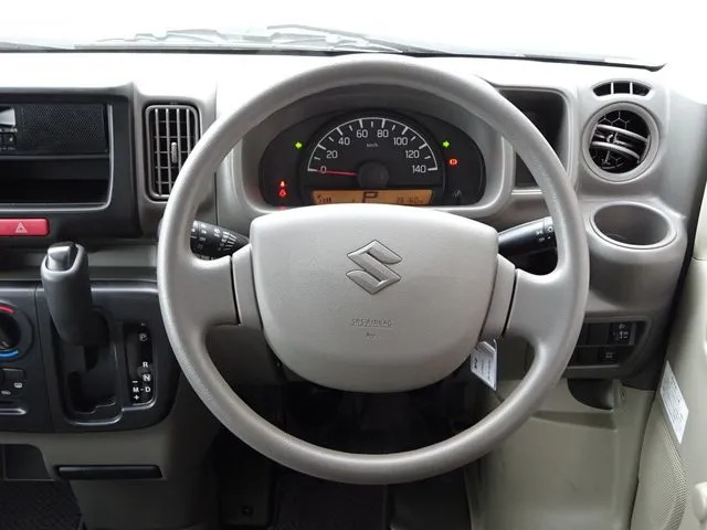 エブリイバン　４ＷＤ（スズキ）の車両写真