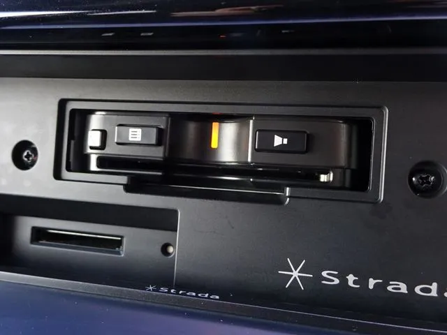 ヴィッツ　ハイブリッド（トヨタ）の車両写真