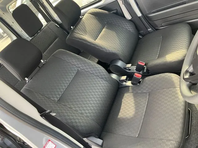 ダイハツ　ハイゼットカーゴ　４ＷＤ