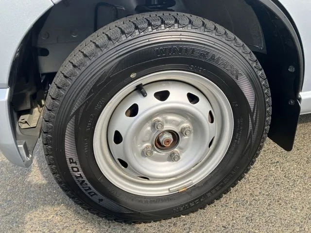 ダイハツ　ハイゼットカーゴ　４ＷＤ