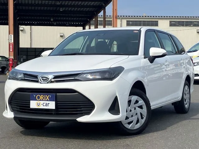 トヨタ　カローラフィールダー　４ＷＤ