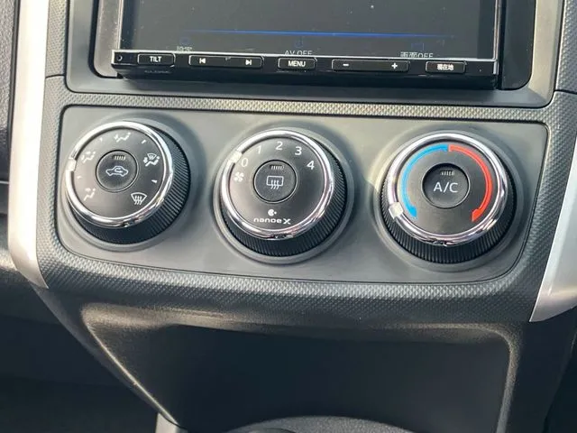 トヨタ　カローラフィールダー　４ＷＤ