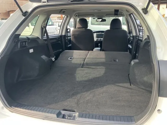 トヨタ　カローラフィールダー　４ＷＤ