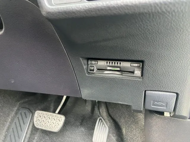 トヨタ　カローラフィールダー　４ＷＤ