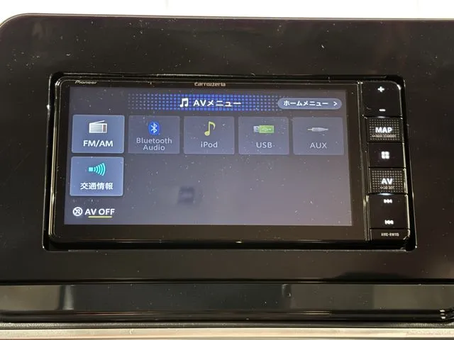 ノート　４ＷＤ（ニッサン）の車両写真