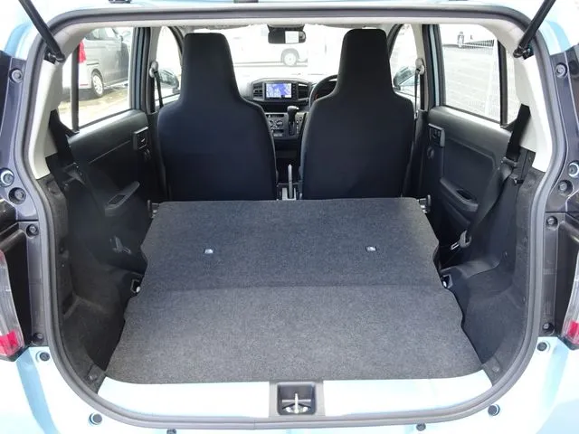 ミラ　イース（ダイハツ）の車両写真