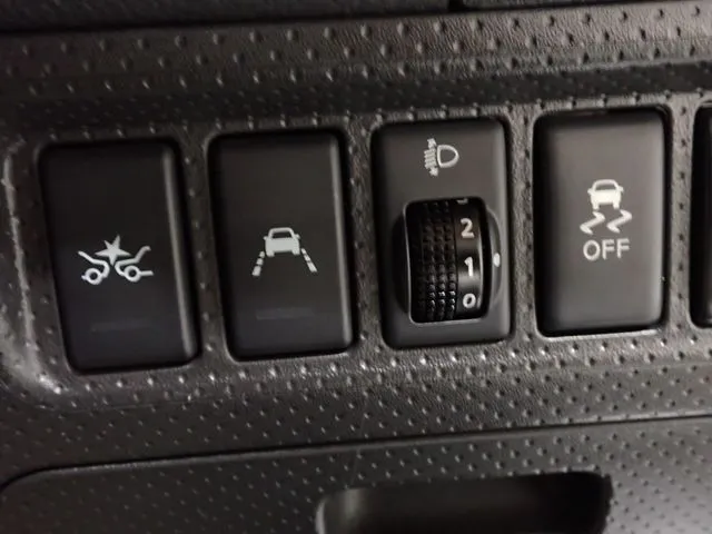 ニッサン　ＮＶ１５０　ＡＤ　２ＷＤ