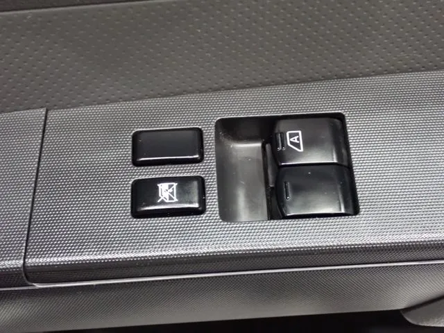 ニッサン　ＮＶ１５０　ＡＤ　２ＷＤ