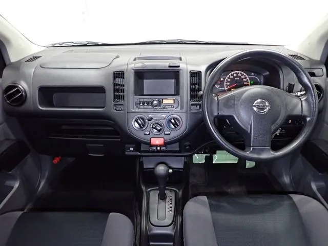 ニッサン　ＮＶ１５０　ＡＤ　２ＷＤ