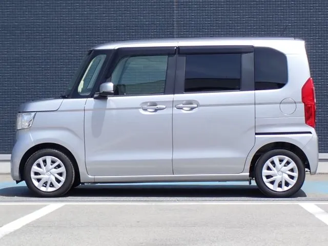Ｎ　ＢＯＸ（ホンダ）の車両写真