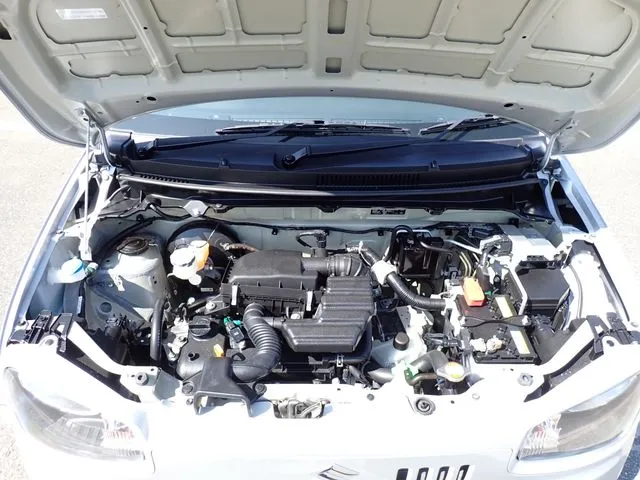 アルト　４ＷＤ（スズキ）の車両写真