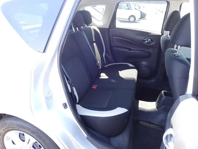 ノート（ニッサン）の車両写真