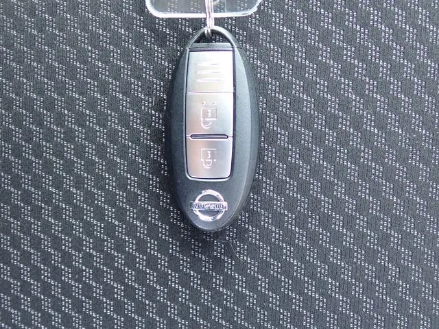 ノート（ニッサン）の車両写真