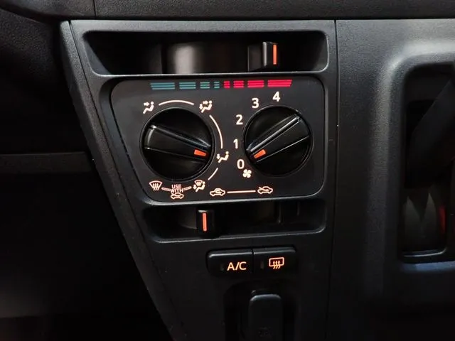 ダイハツ ハイゼットカーゴ