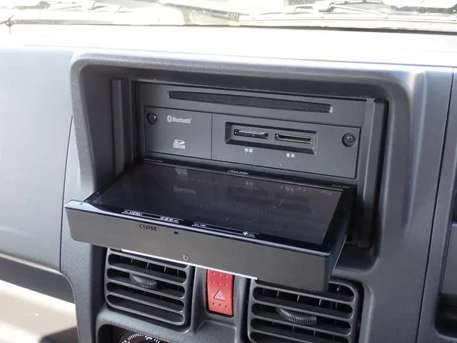 キャリイトラック　４ＷＤ（スズキ）の車両写真