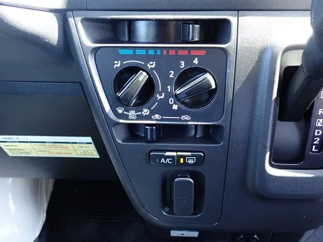 ハイゼットカーゴ（ダイハツ）の車両写真