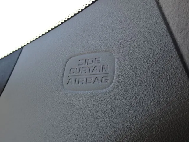 フィット　ｅ：ＨＥＶ（ホンダ）の車両写真