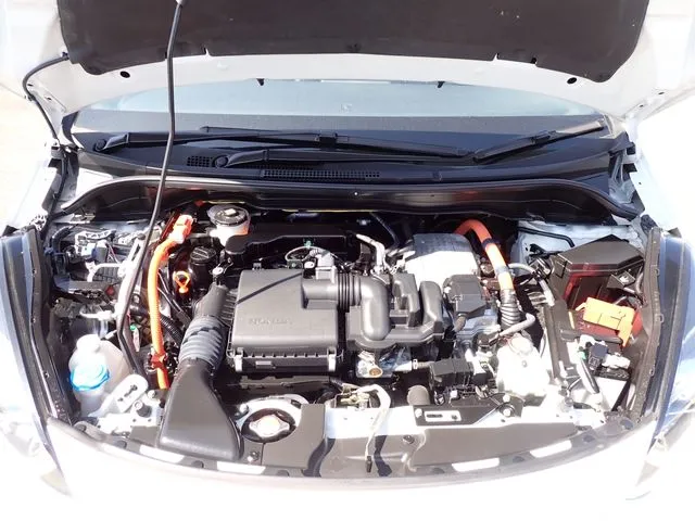 フィット　ｅ：ＨＥＶ（ホンダ）の車両写真