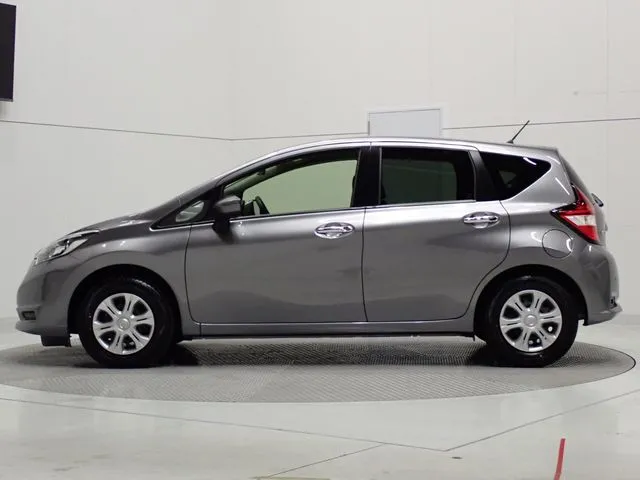 ニッサン ノート