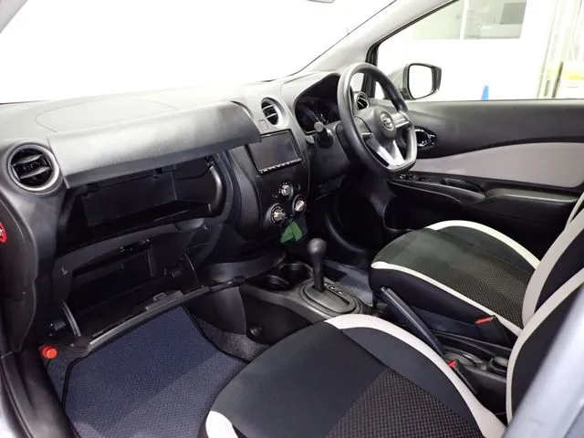 ニッサン ノート