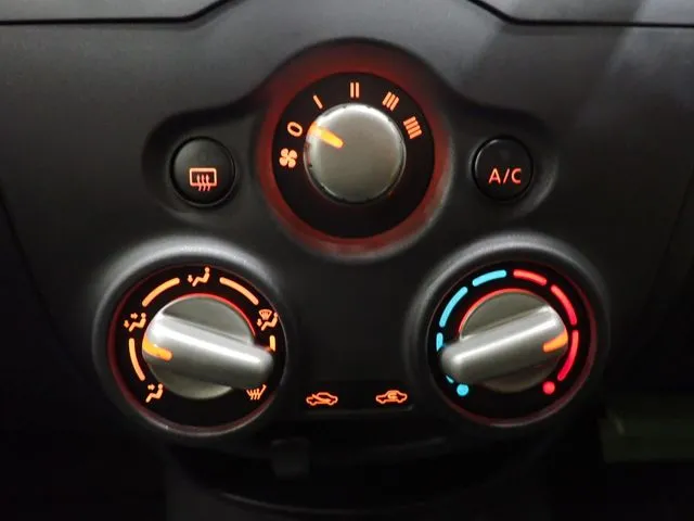 ニッサン ノート