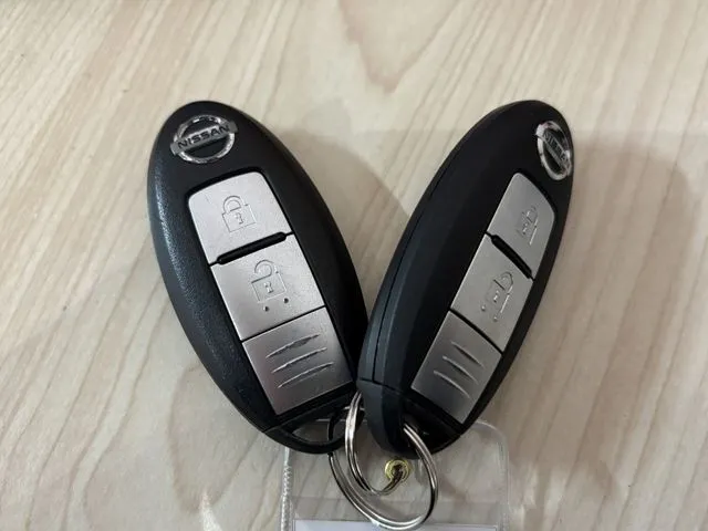 ニッサン　ノート