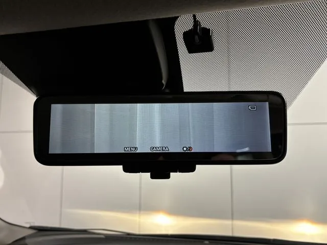 ニッサン　ノート