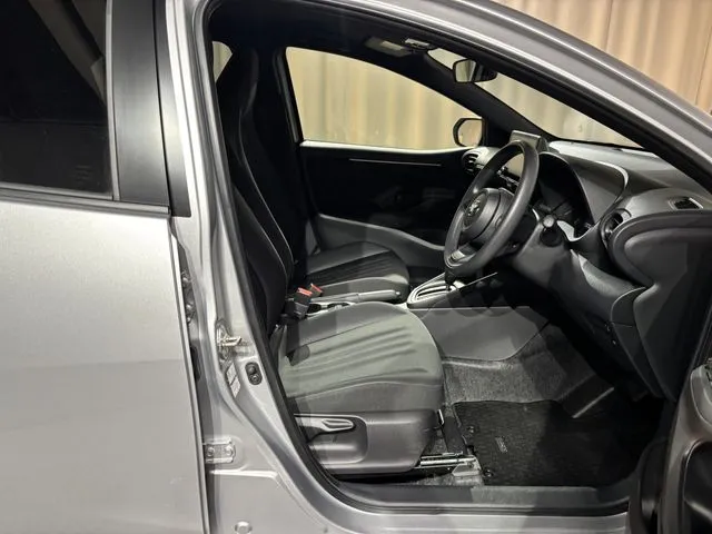 トヨタ　ヤリス