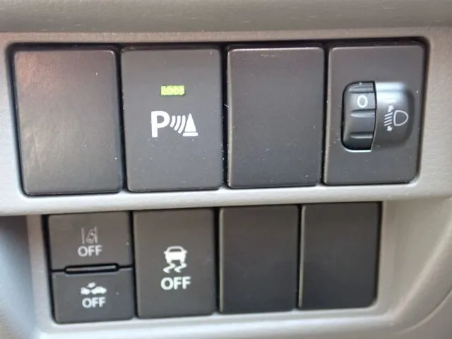 エブリイバン（スズキ）の車両写真