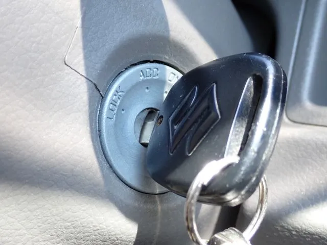 エブリイバン（スズキ）の車両写真