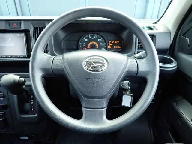 ダイハツ　ハイゼットカーゴ