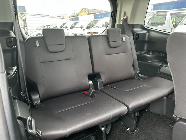 ノア（トヨタ）の車両写真