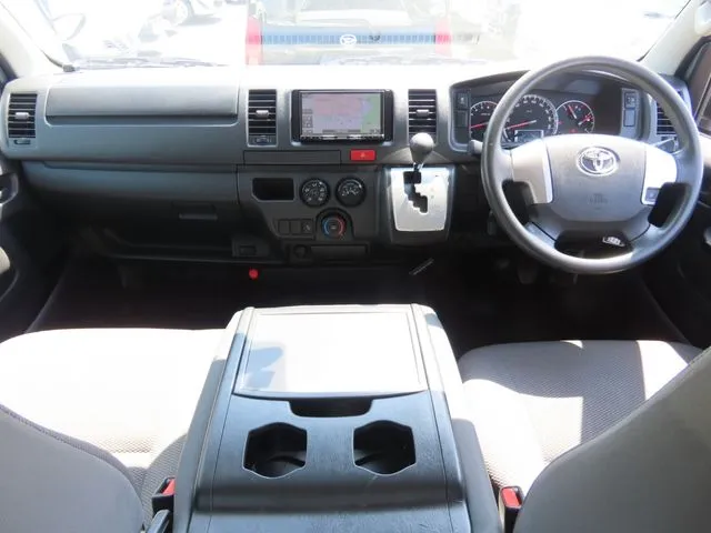 ハイエースバン　１．２５ｔ　２ＷＤ（トヨタ）の車両写真