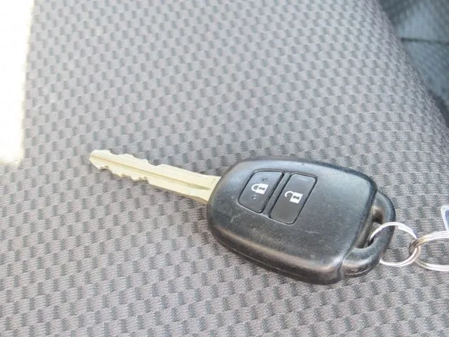 ハイエースバン　１．２５ｔ　２ＷＤ（トヨタ）の車両写真