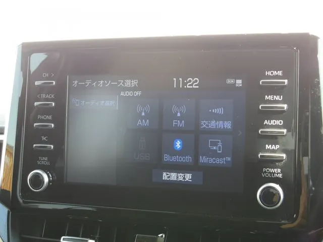 トヨタ　カローラ　ツーリング　ハイブリッド