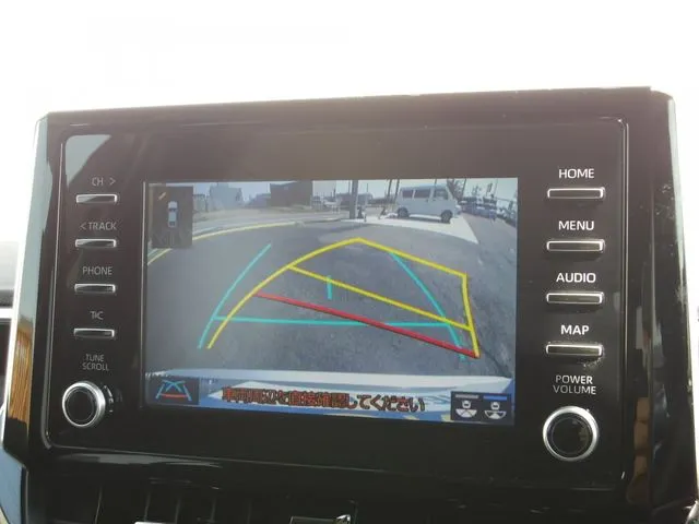 トヨタ　カローラ　ツーリング　ハイブリッド