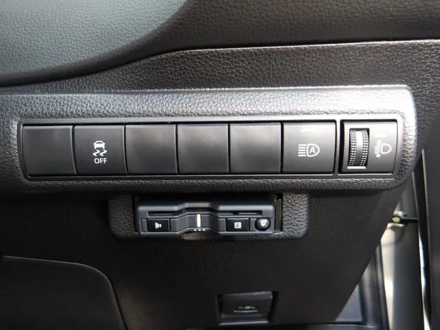 トヨタ　カローラ　ツーリング　ハイブリッド